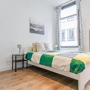 https://spacious-5br-apt-in-the-heart-of-gent.hotelsghent.com